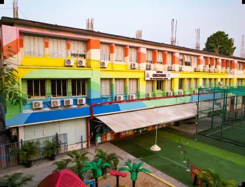 School building 2
