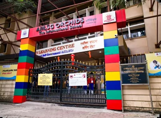 School building 3