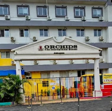 School building 3