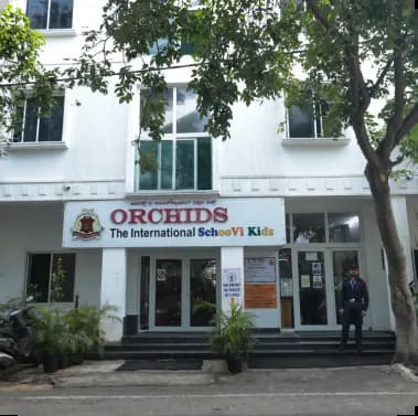 School building 3
