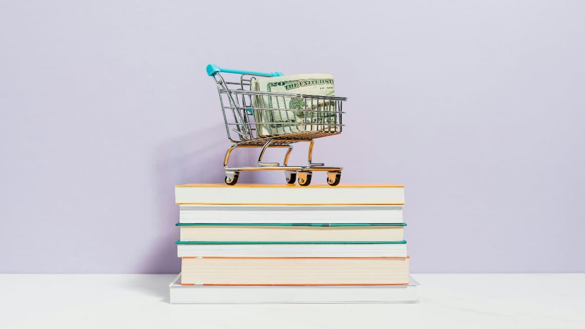 Why Should the Financial Literacy of Students Start in Middle School?