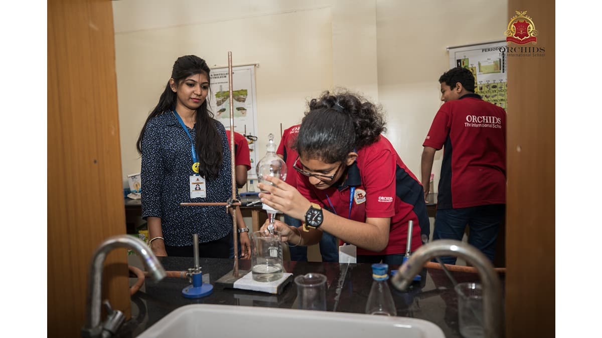" chemestry lab"